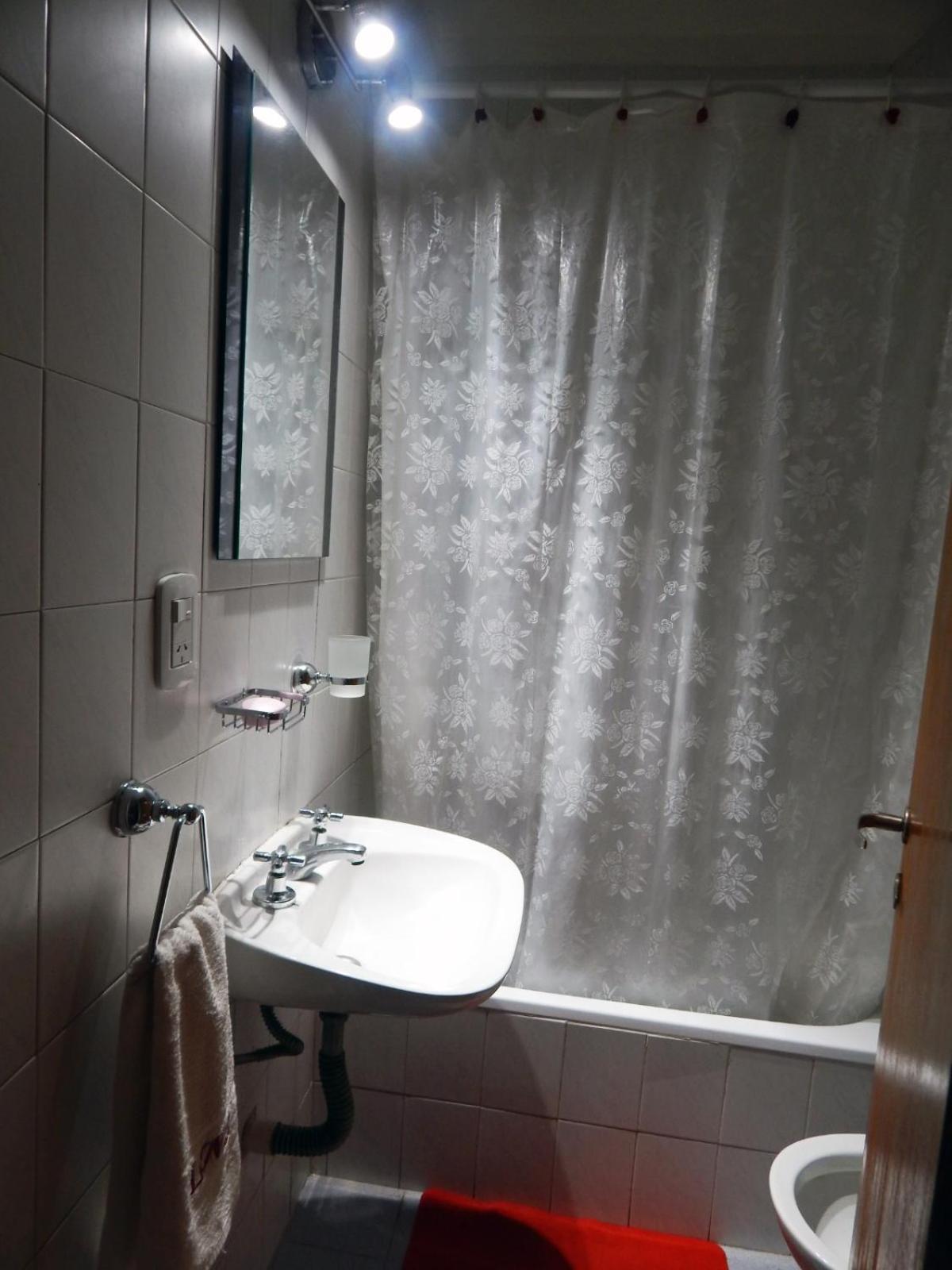 Apartamento Departamento Imperdible En El Centro De Rosario